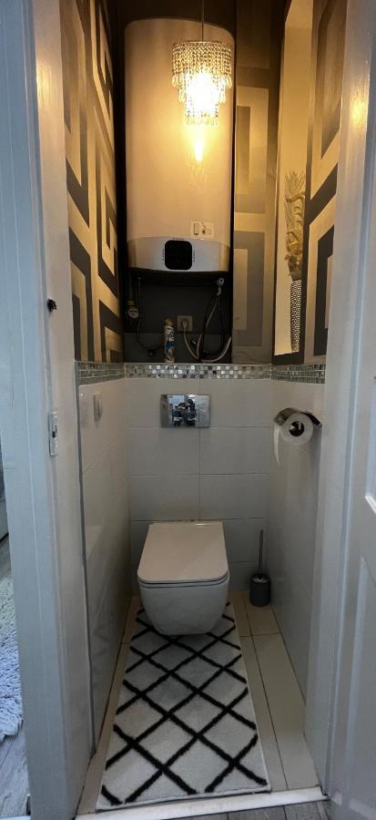 White Luxury Apartment Budapeszt Zewnętrze zdjęcie